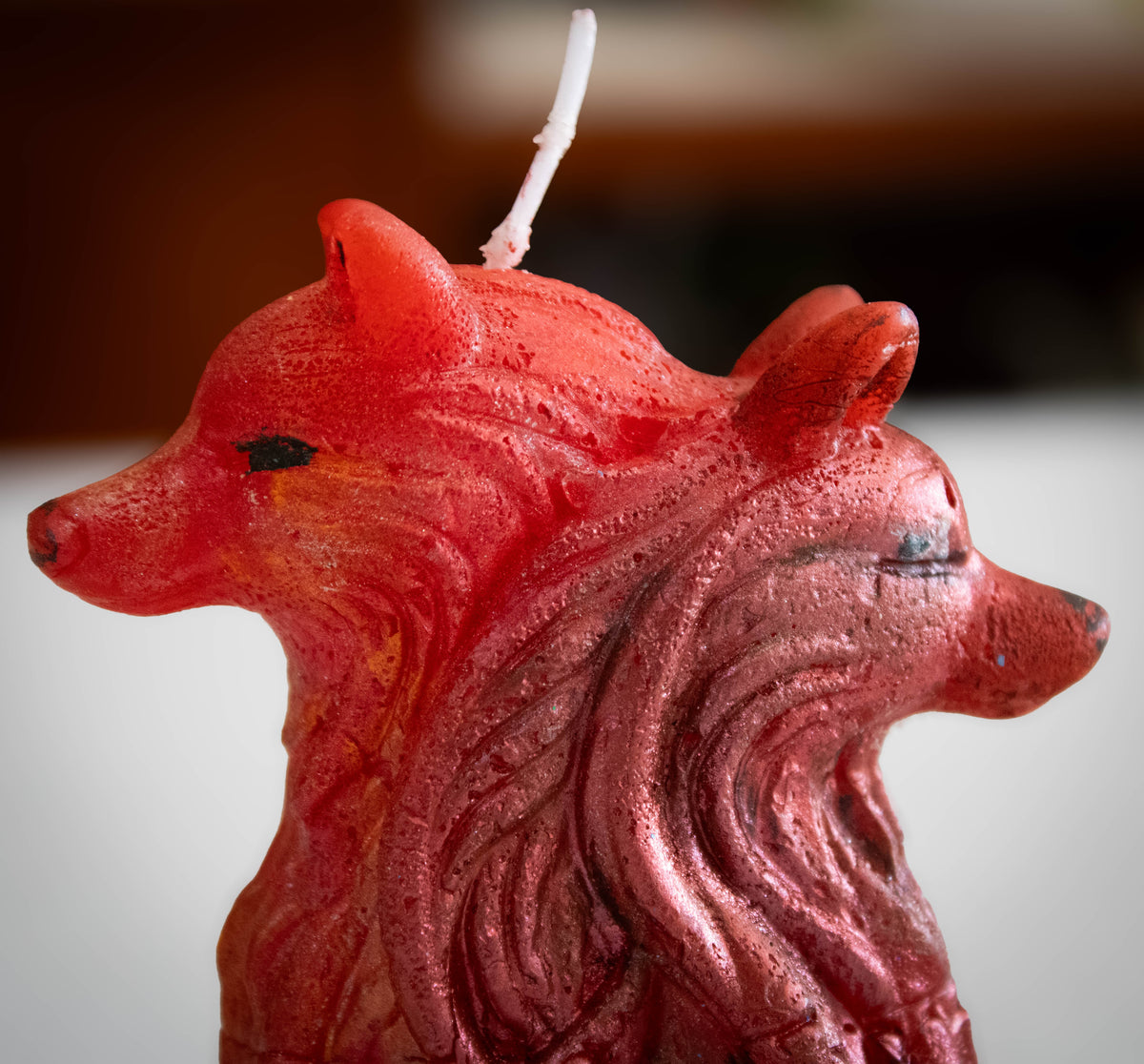 Sculptural Twin Wolves Candle — Crimson & Bronze Ombre