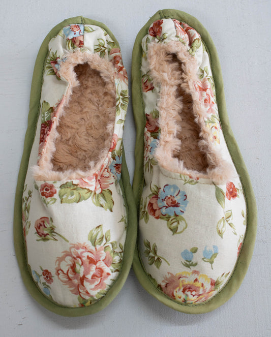 Plush Lined Rose Print Slippers