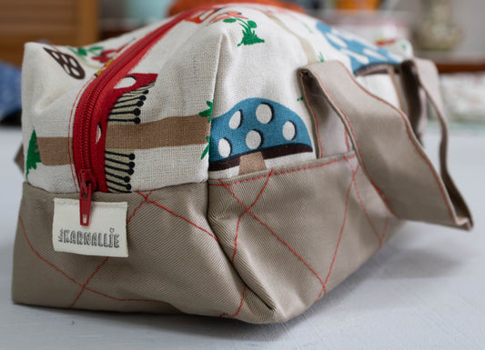 Mushroom Pattern Toiletry Bag