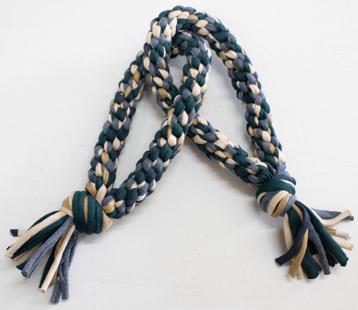 Eco-Weave Infinity Loop Tug  navy & cream
